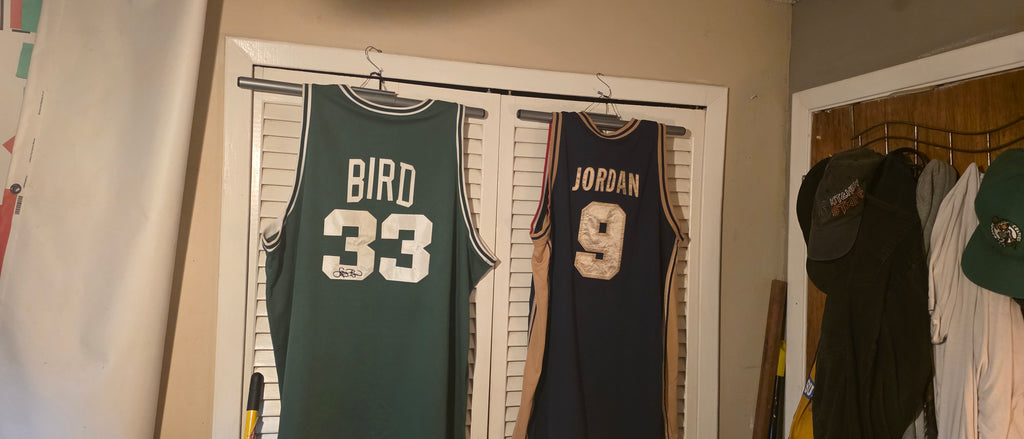 Jersey mount display